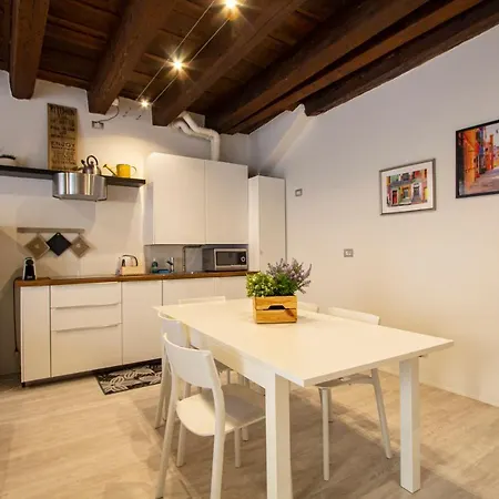 Madame Apartment Verona